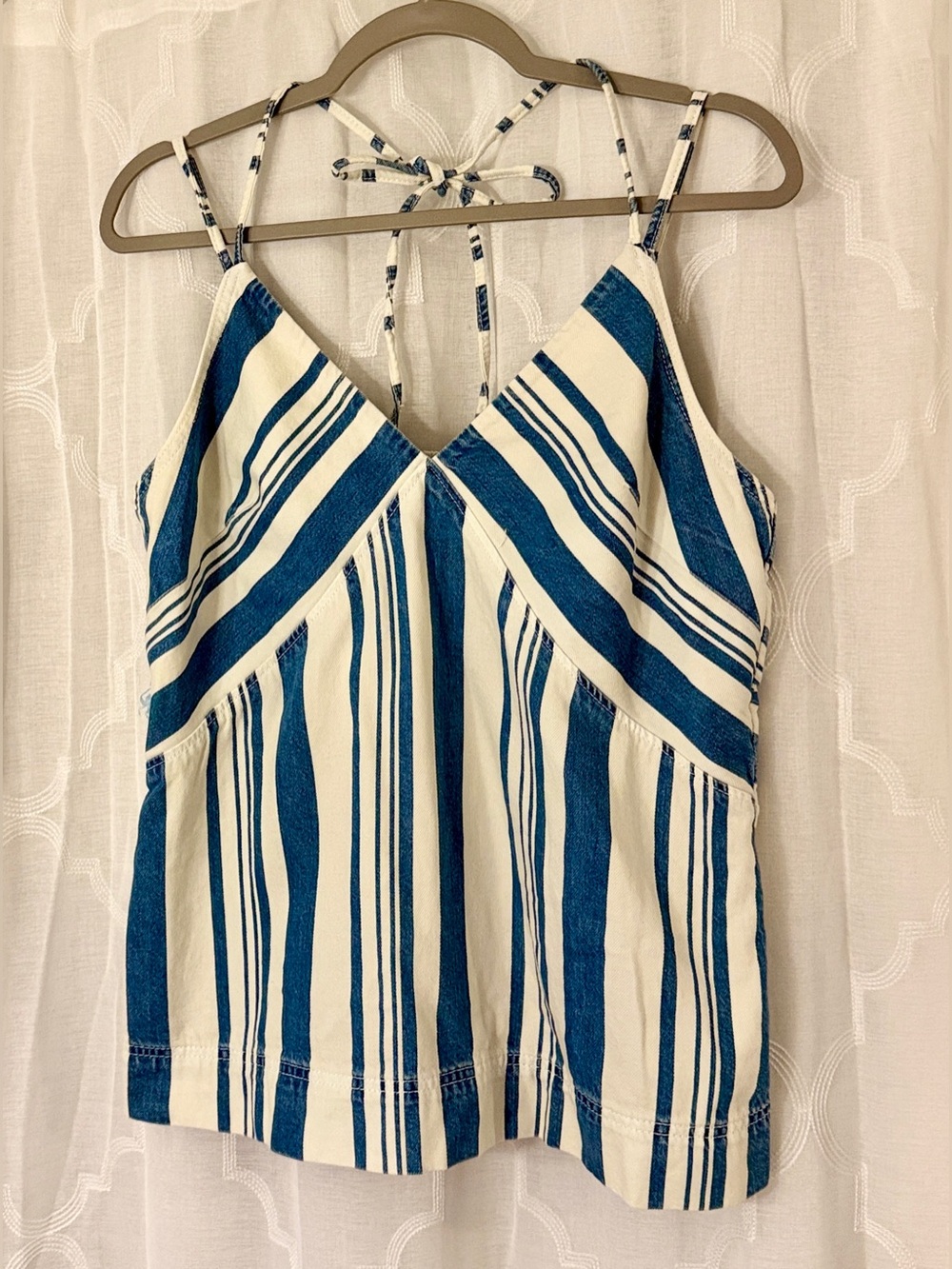 Universal Thread Blue & White Striped Tie Back Tank Top | Size M 🌊✨